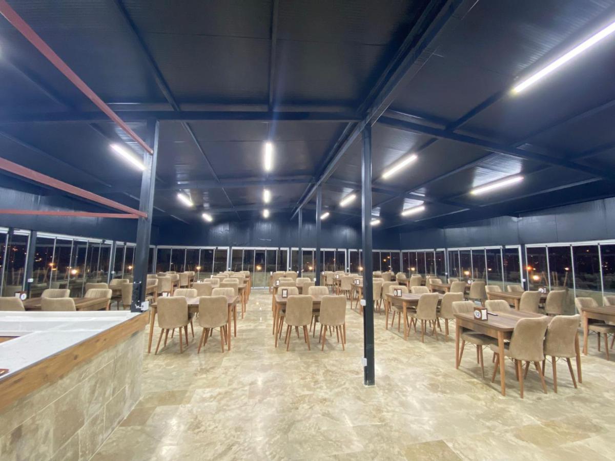Whitestone Hotel نفسهير المظهر الخارجي الصورة