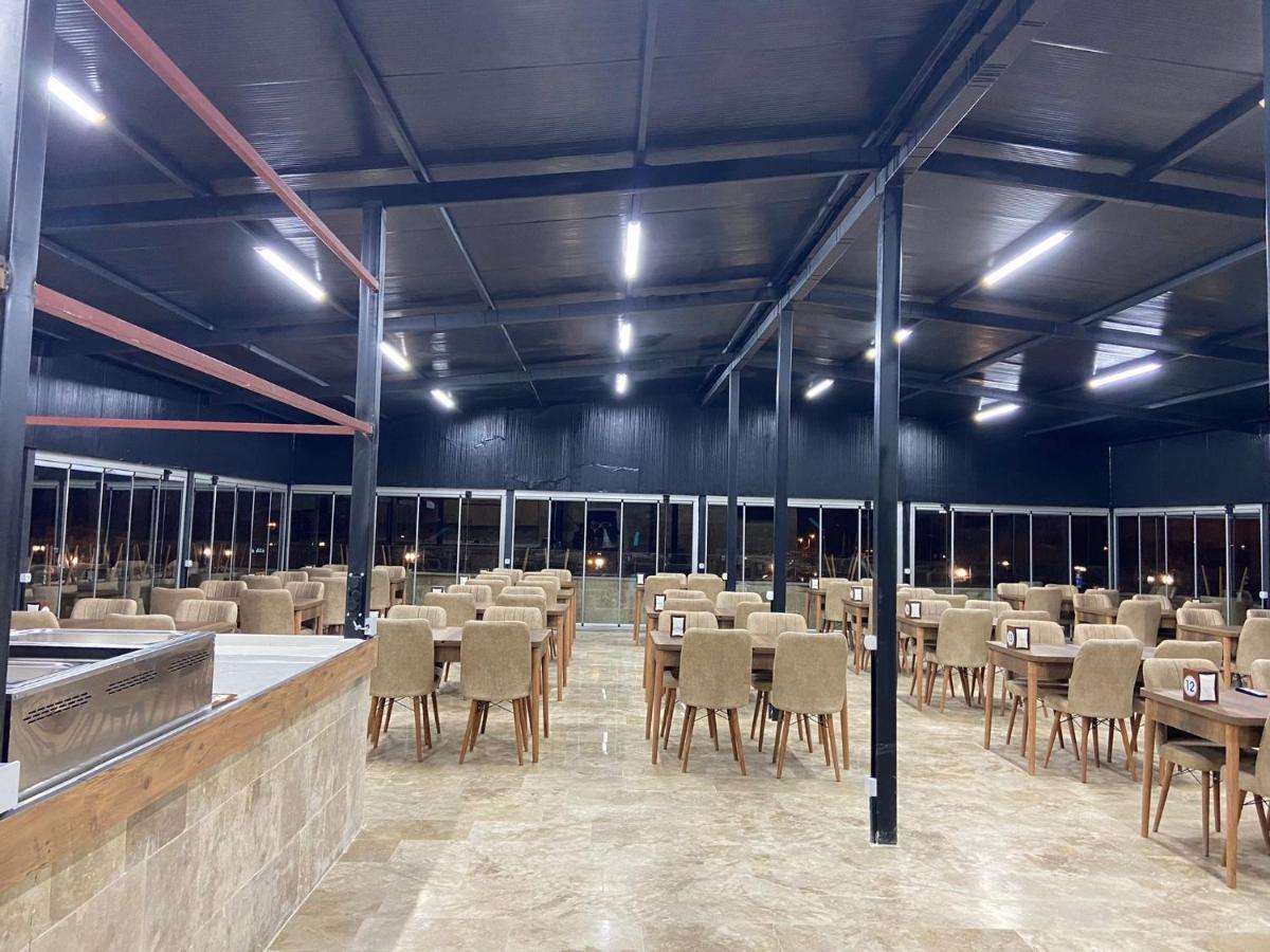 Whitestone Hotel نفسهير المظهر الخارجي الصورة