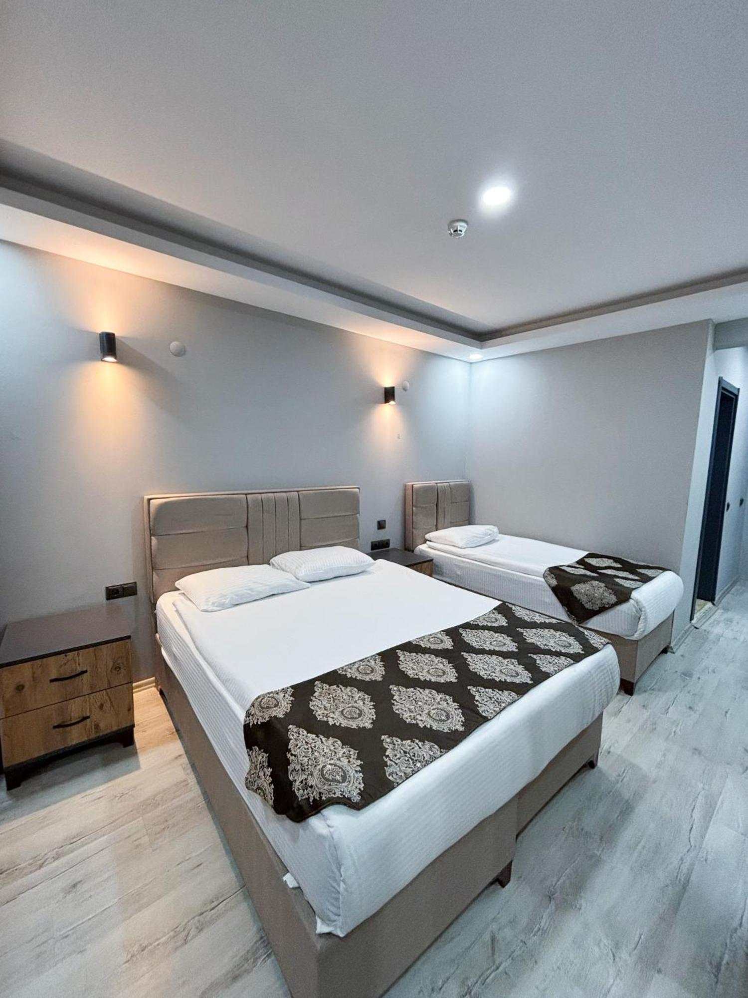Whitestone Hotel نفسهير المظهر الخارجي الصورة